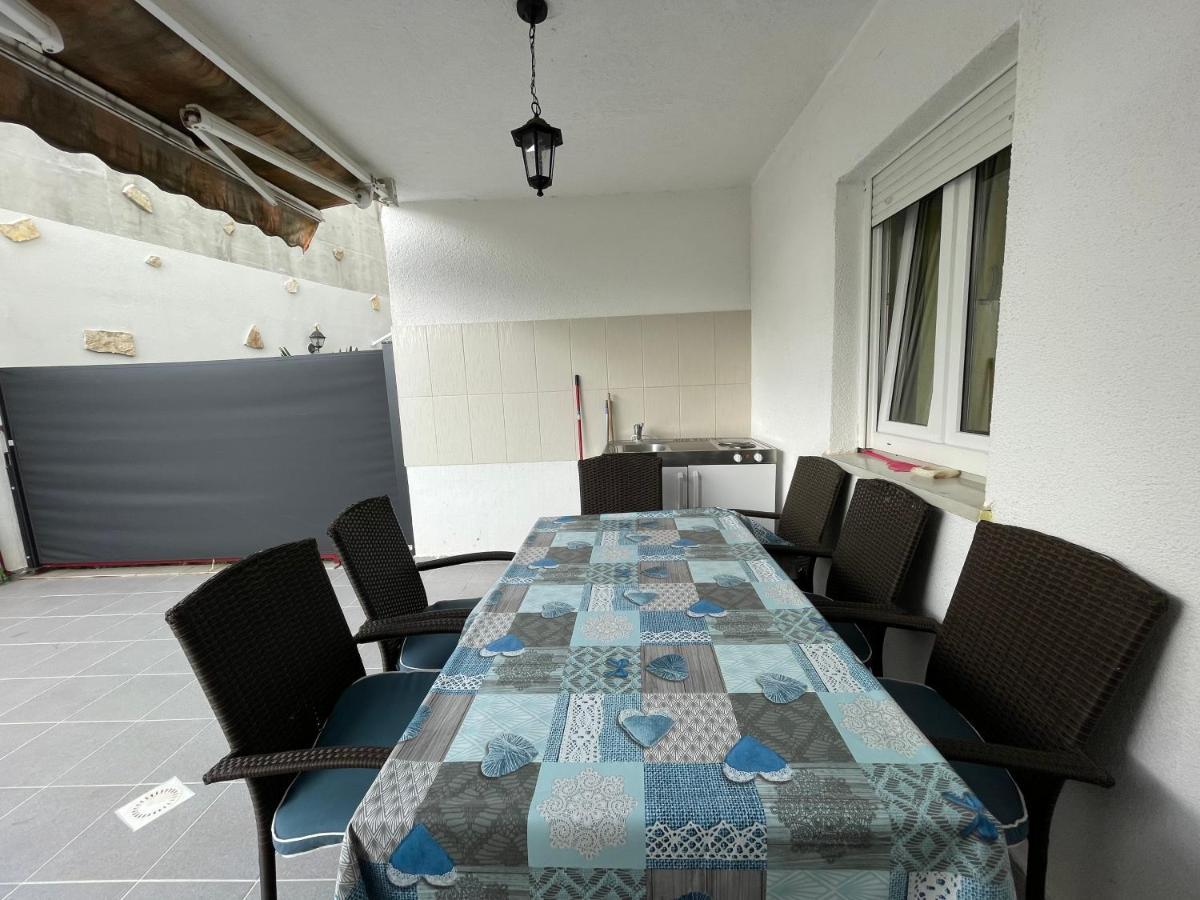 The Big Terrace Apartment Makarska Exterior photo