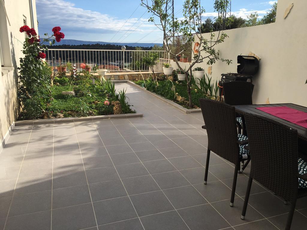 The Big Terrace Apartment Makarska Exterior photo